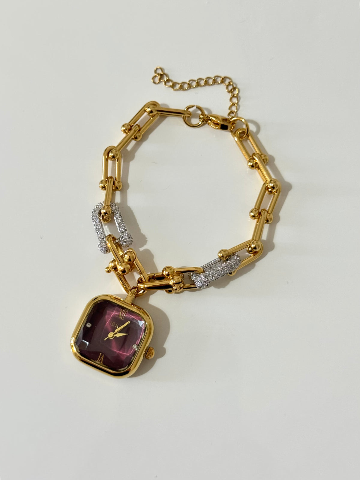 Viral burgundy premium watch