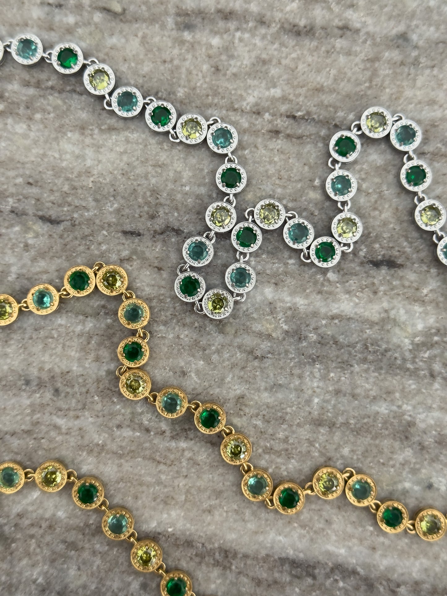 Emerald diamond necklace