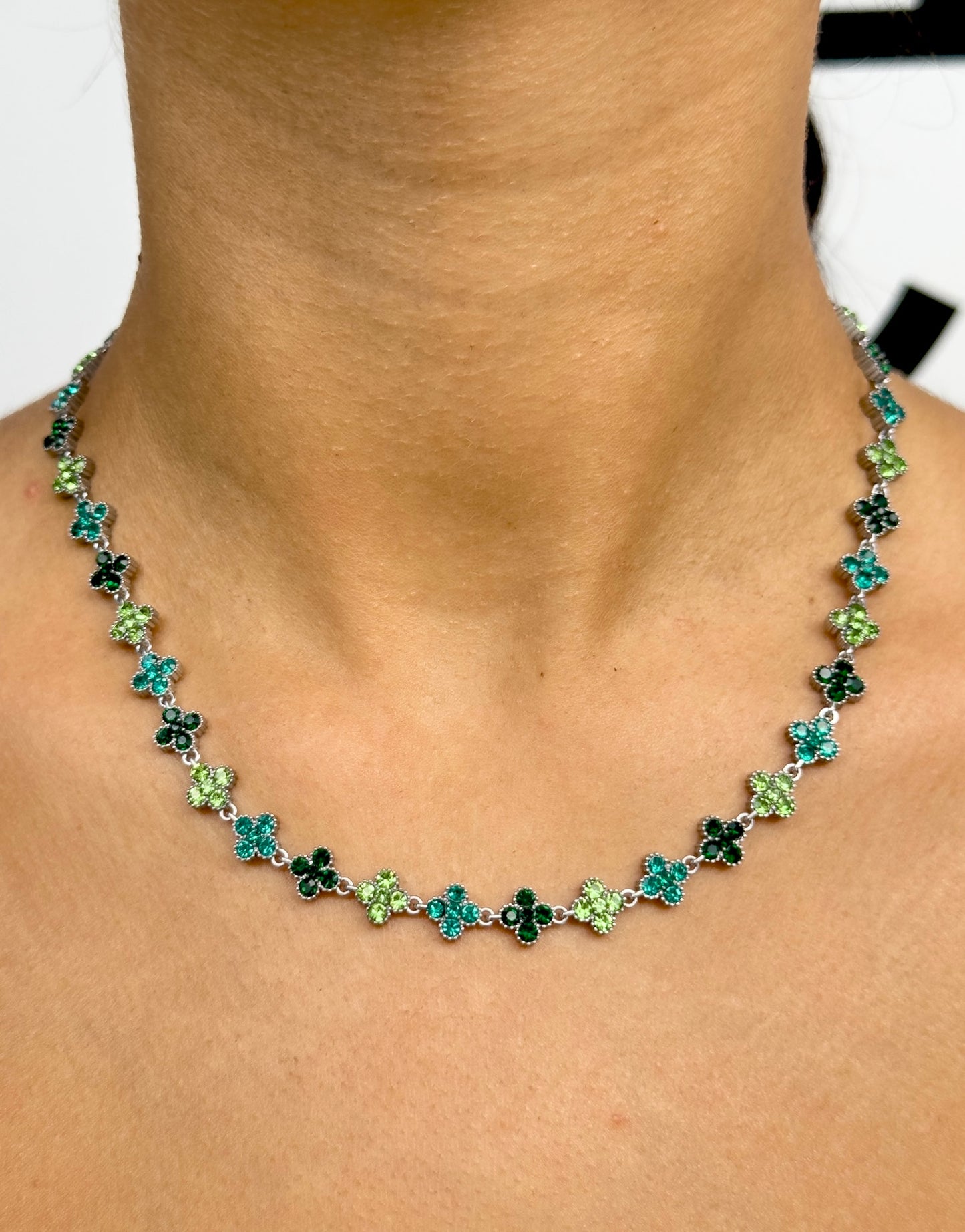 Emerald glam necklace