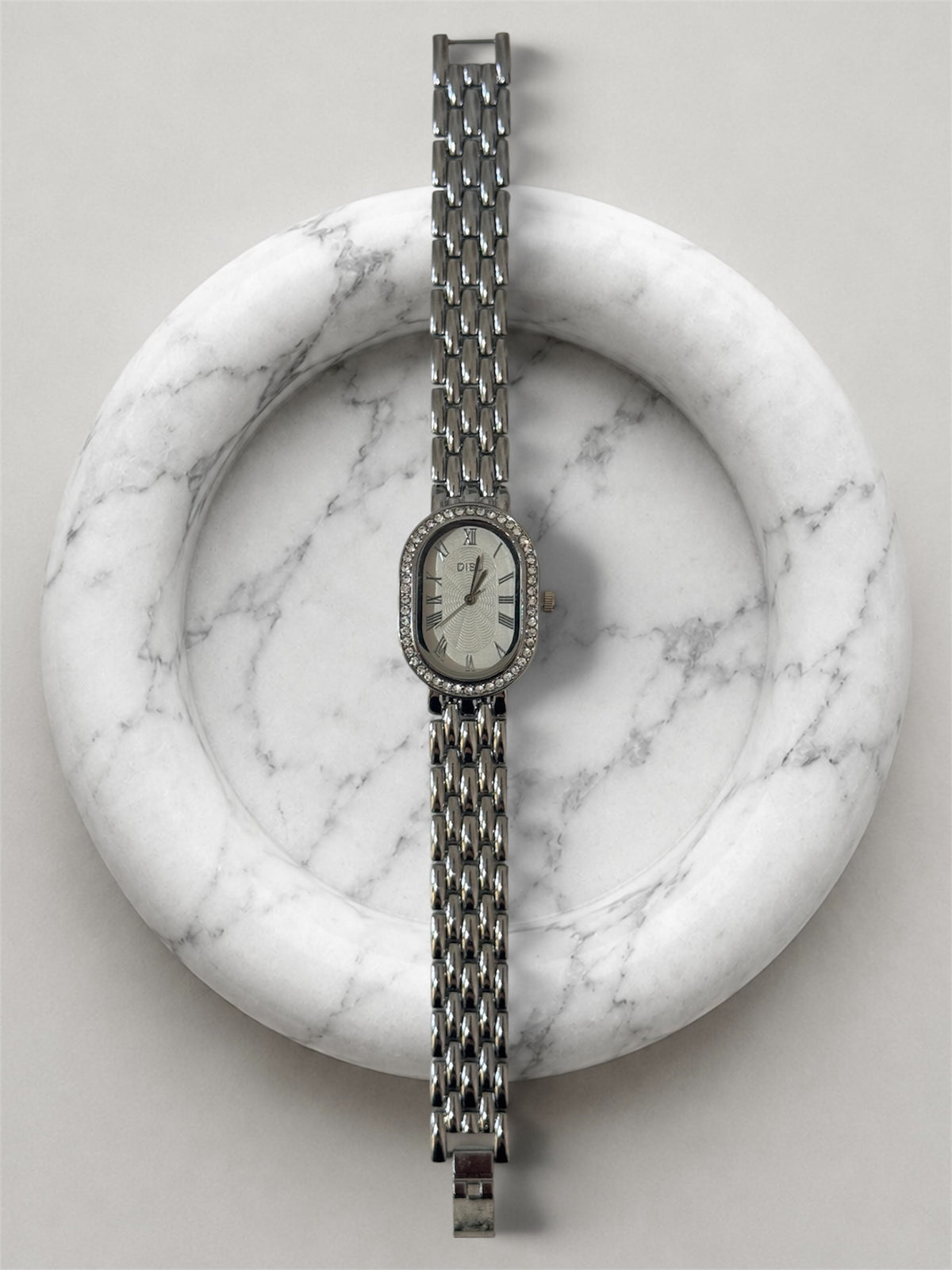 Oval silver