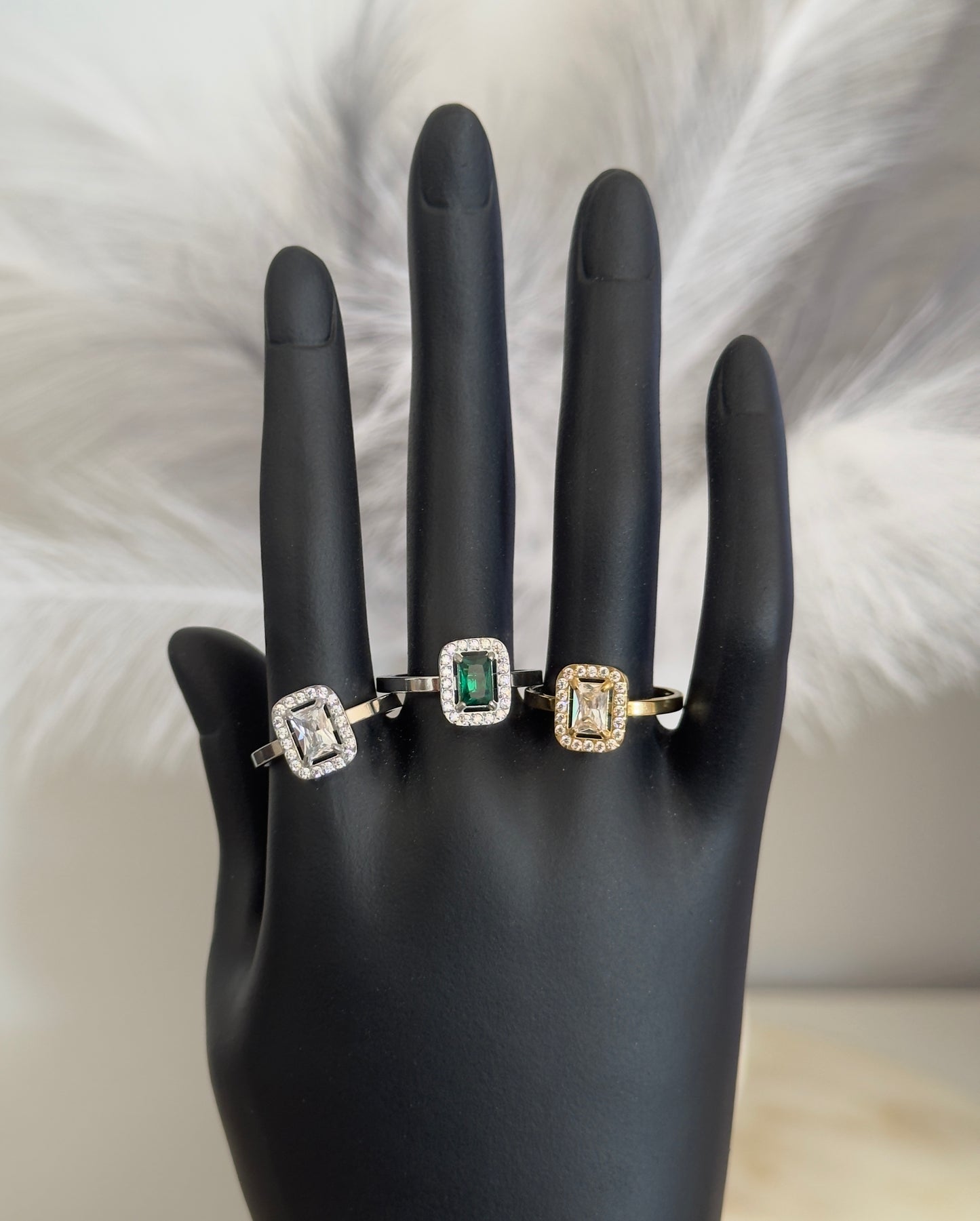 ⬜️ rings