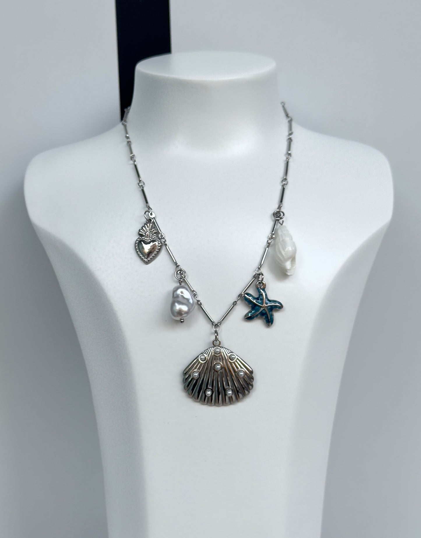 Marcel necklace