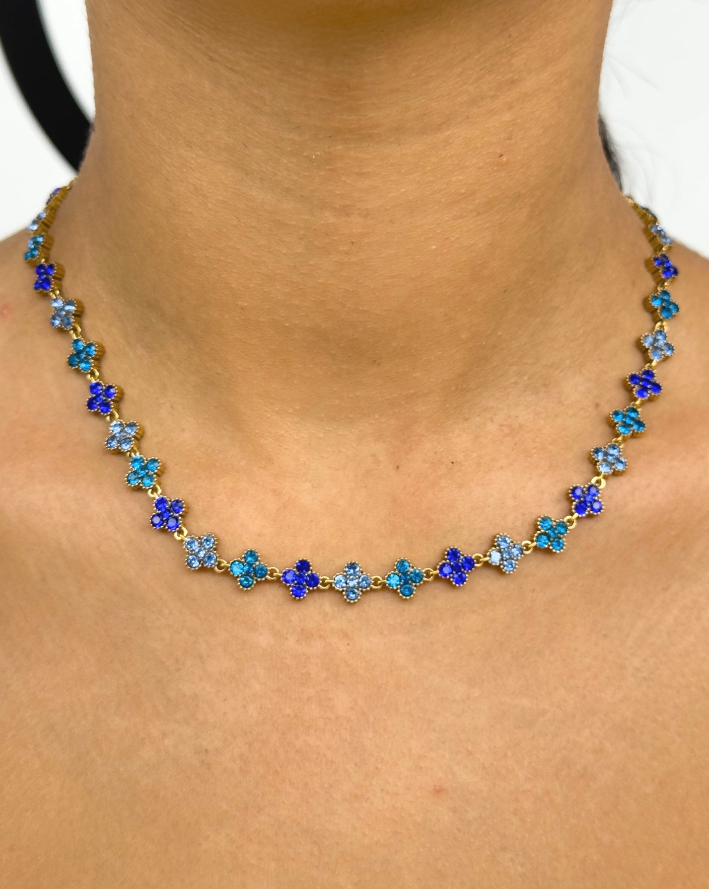 Blue glam necklace
