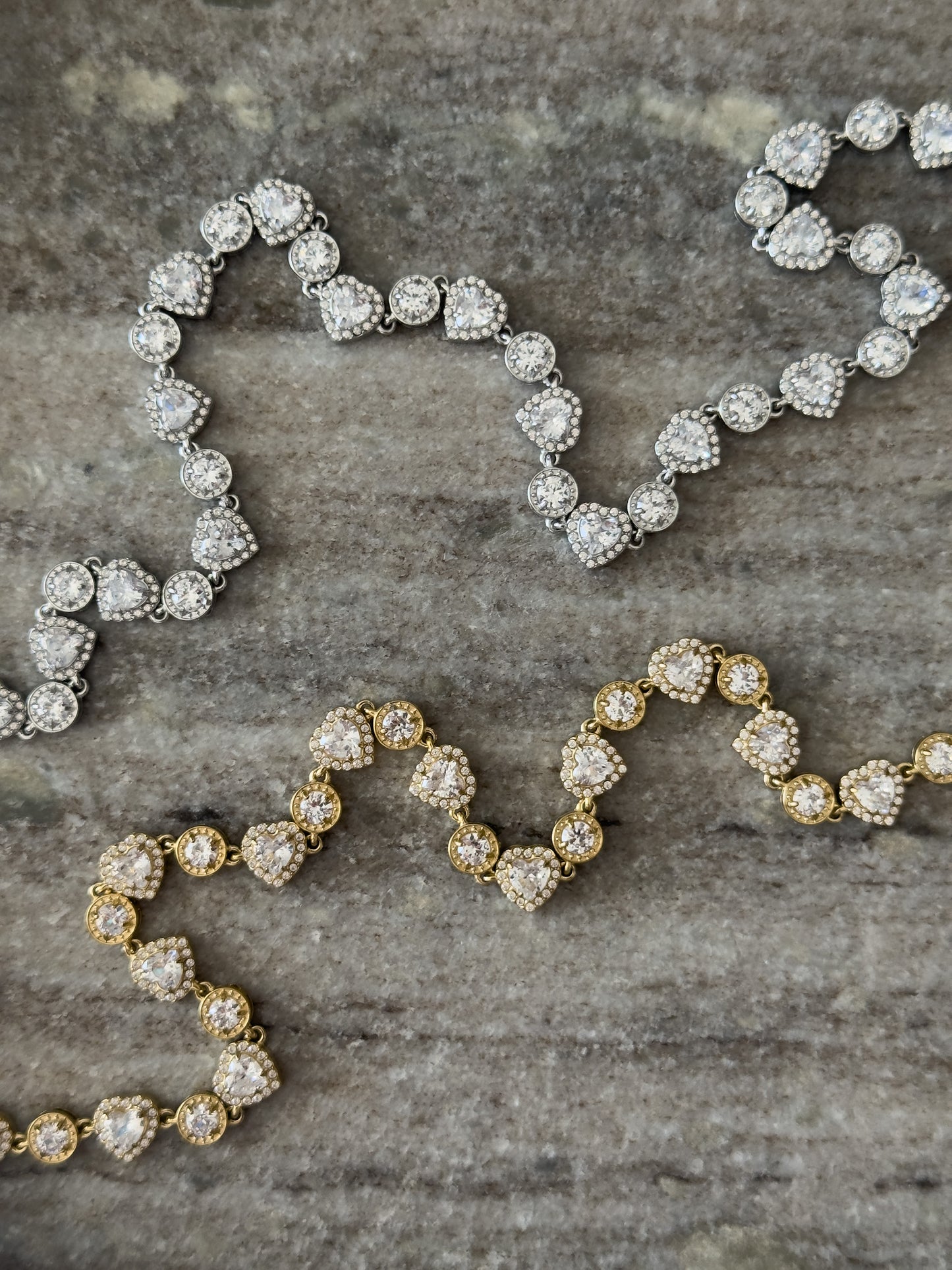 Sara necklace