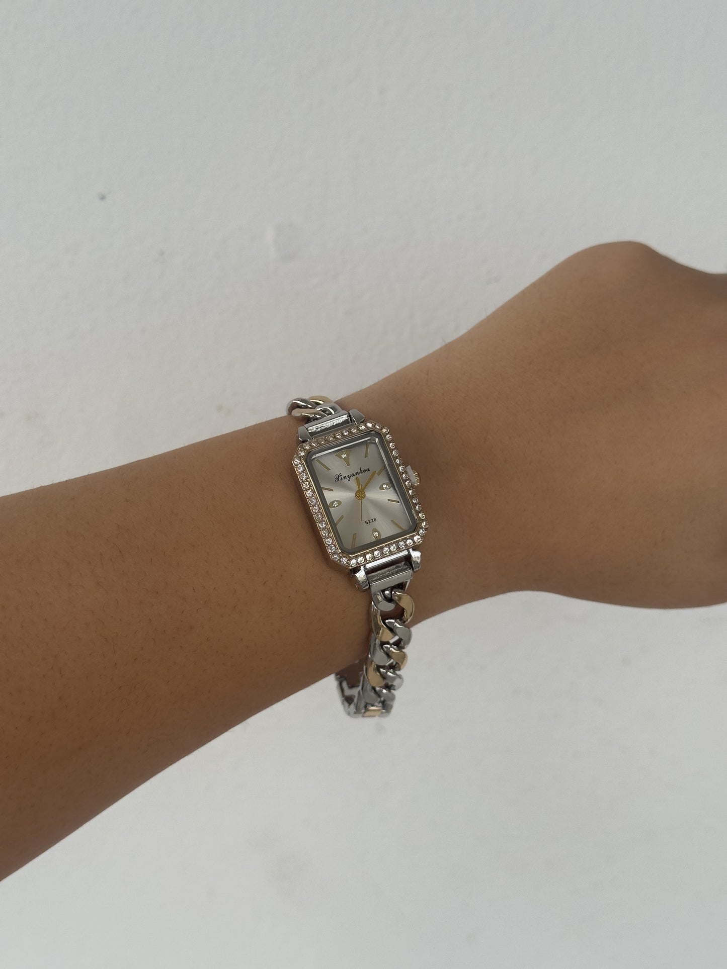 Duchess mixed-white