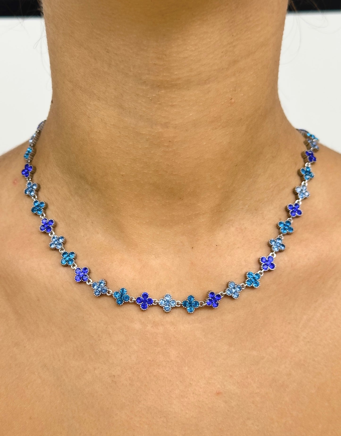Blue glam necklace