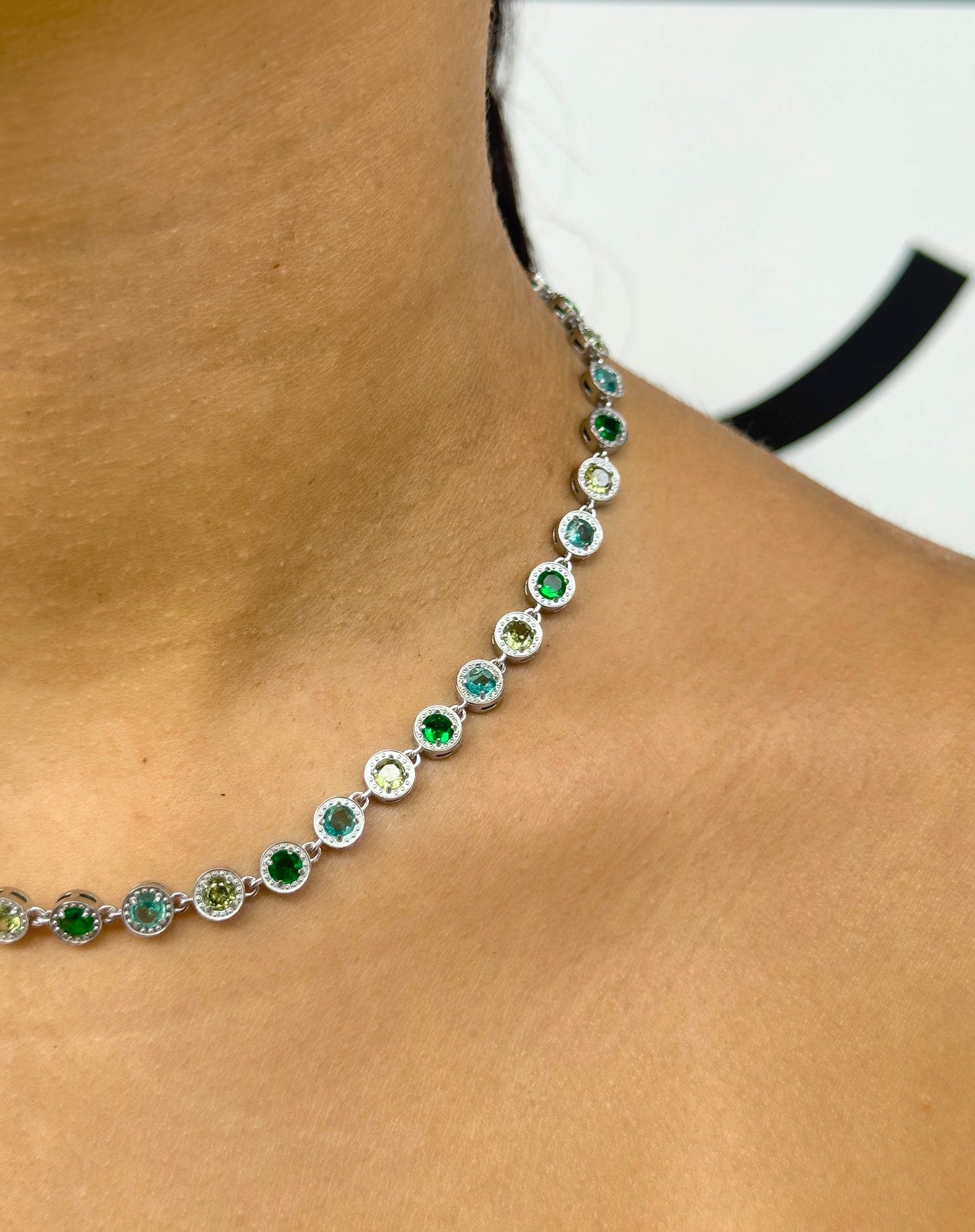 Emerald diamond necklace