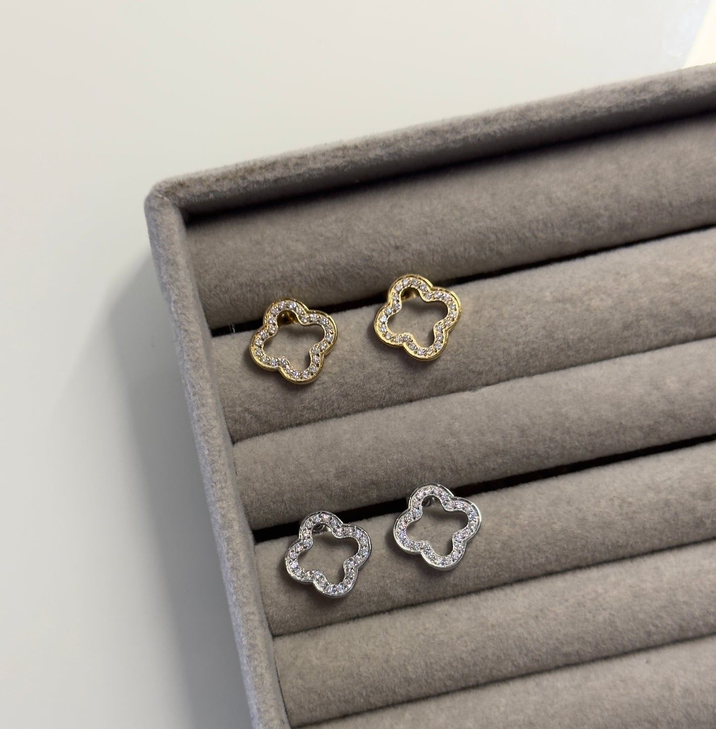 VC strass earrings