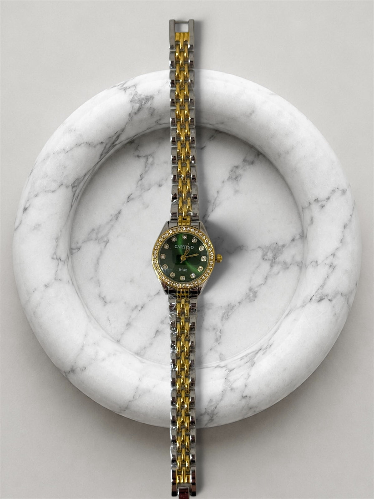 Nelda mixed-emerald