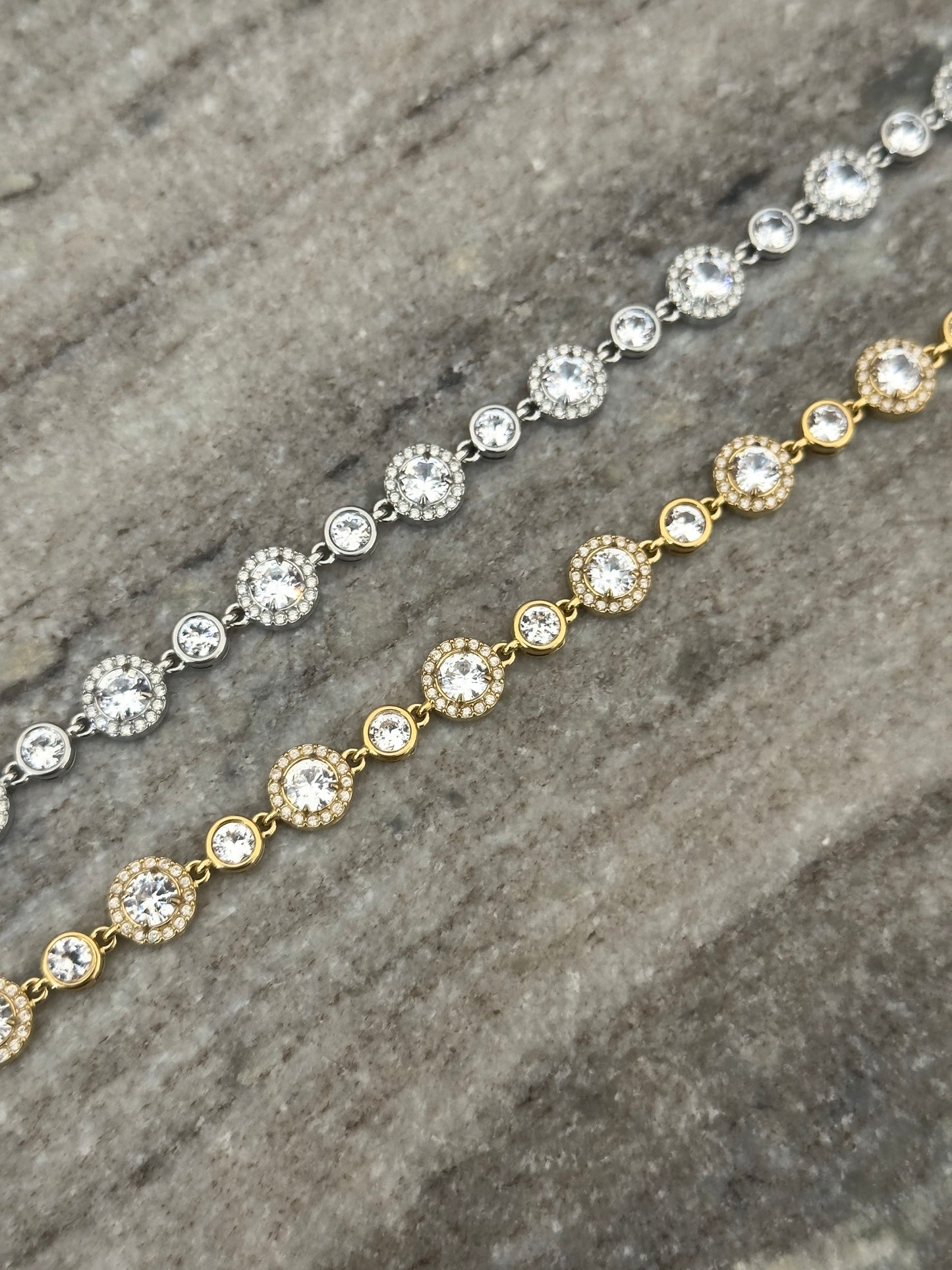 ⭕️ glam necklace