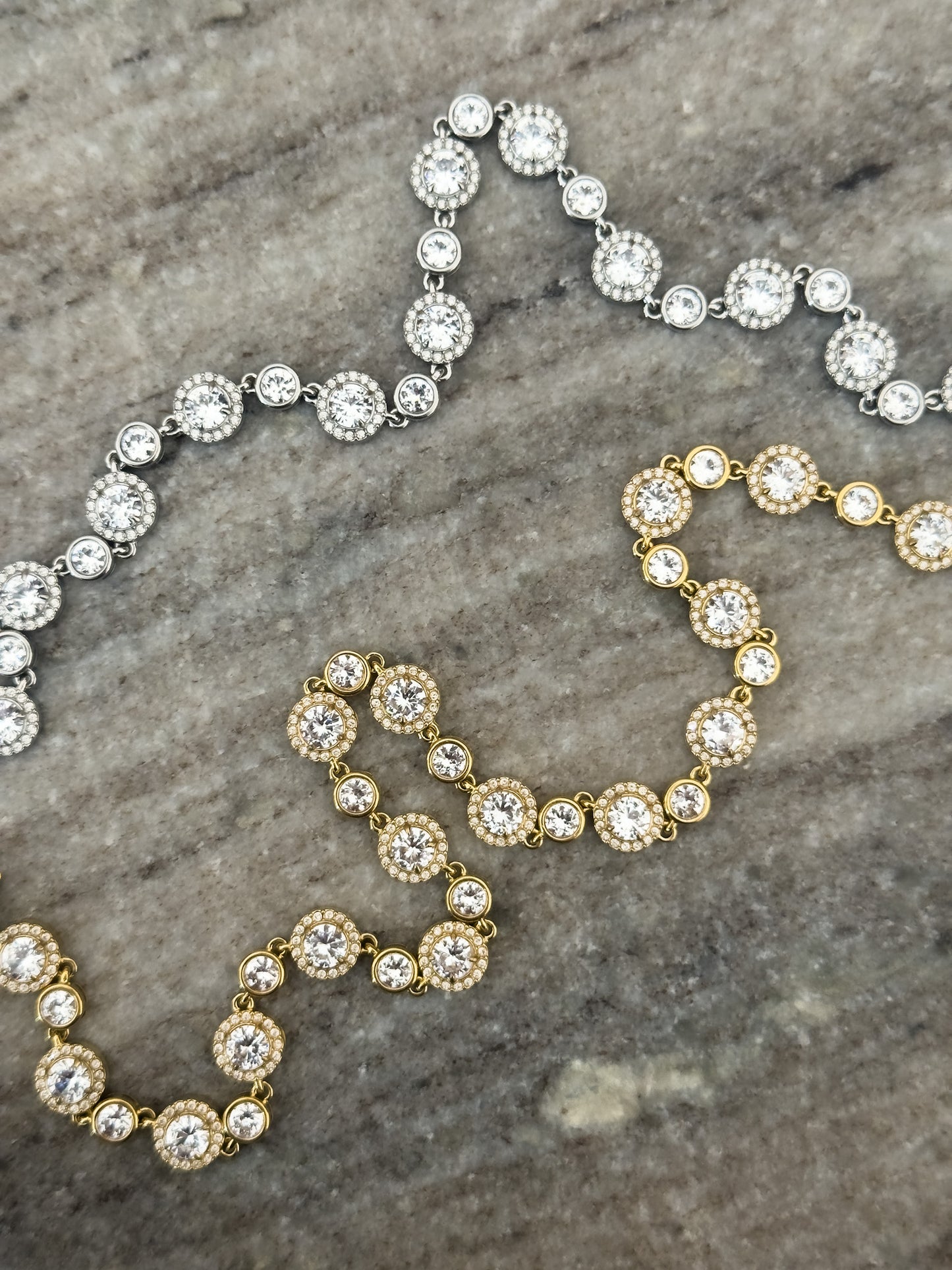 ⭕️ glam necklace