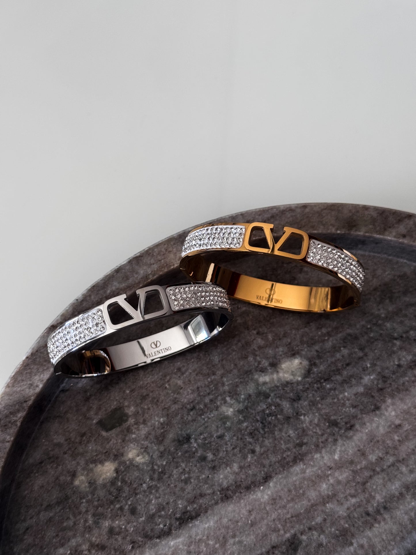 V ✨ bracelet