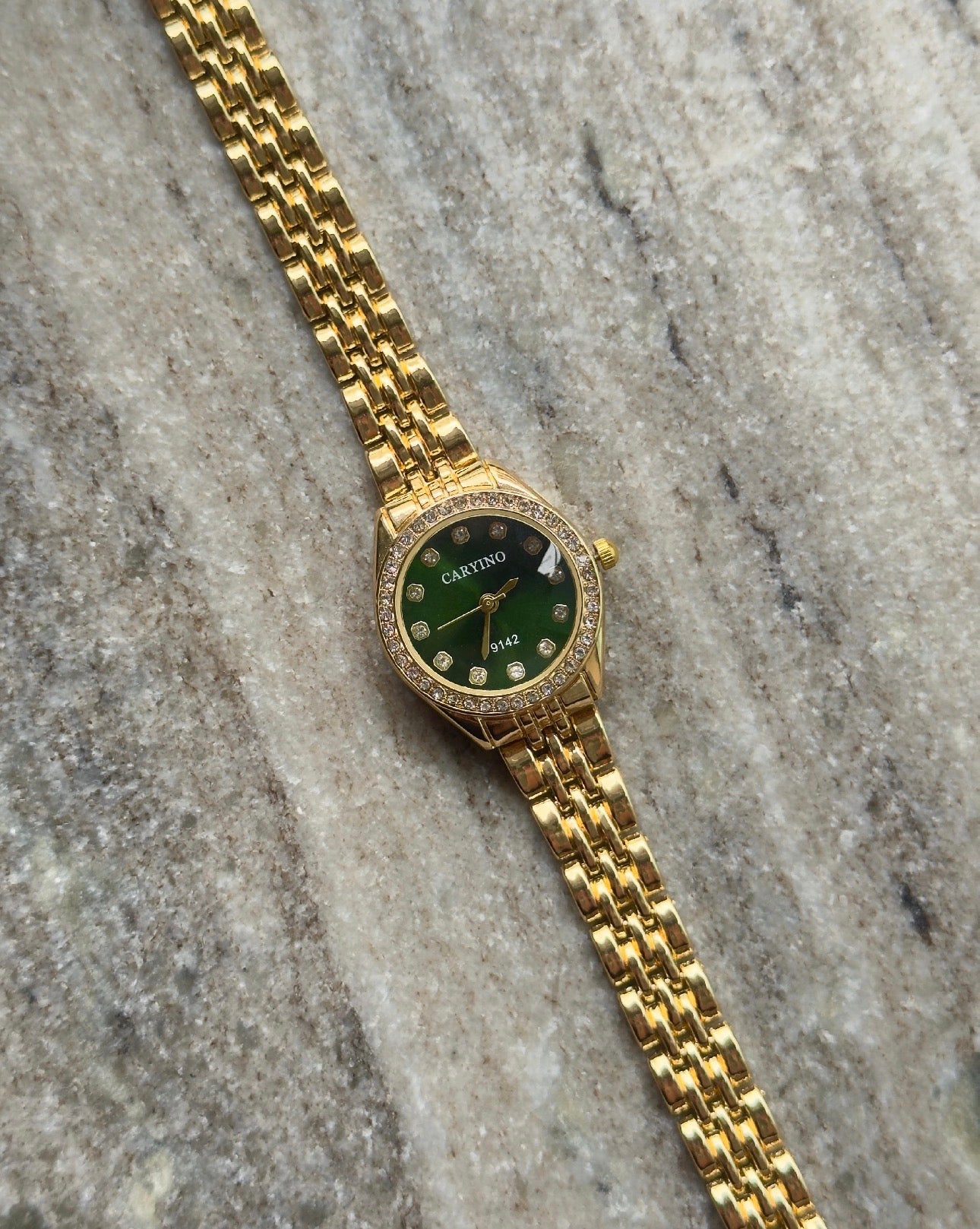 Nelda emerald