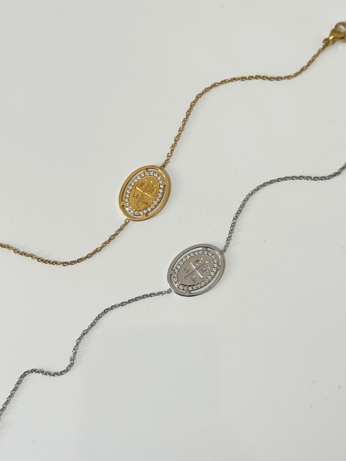 Oval konstantinato