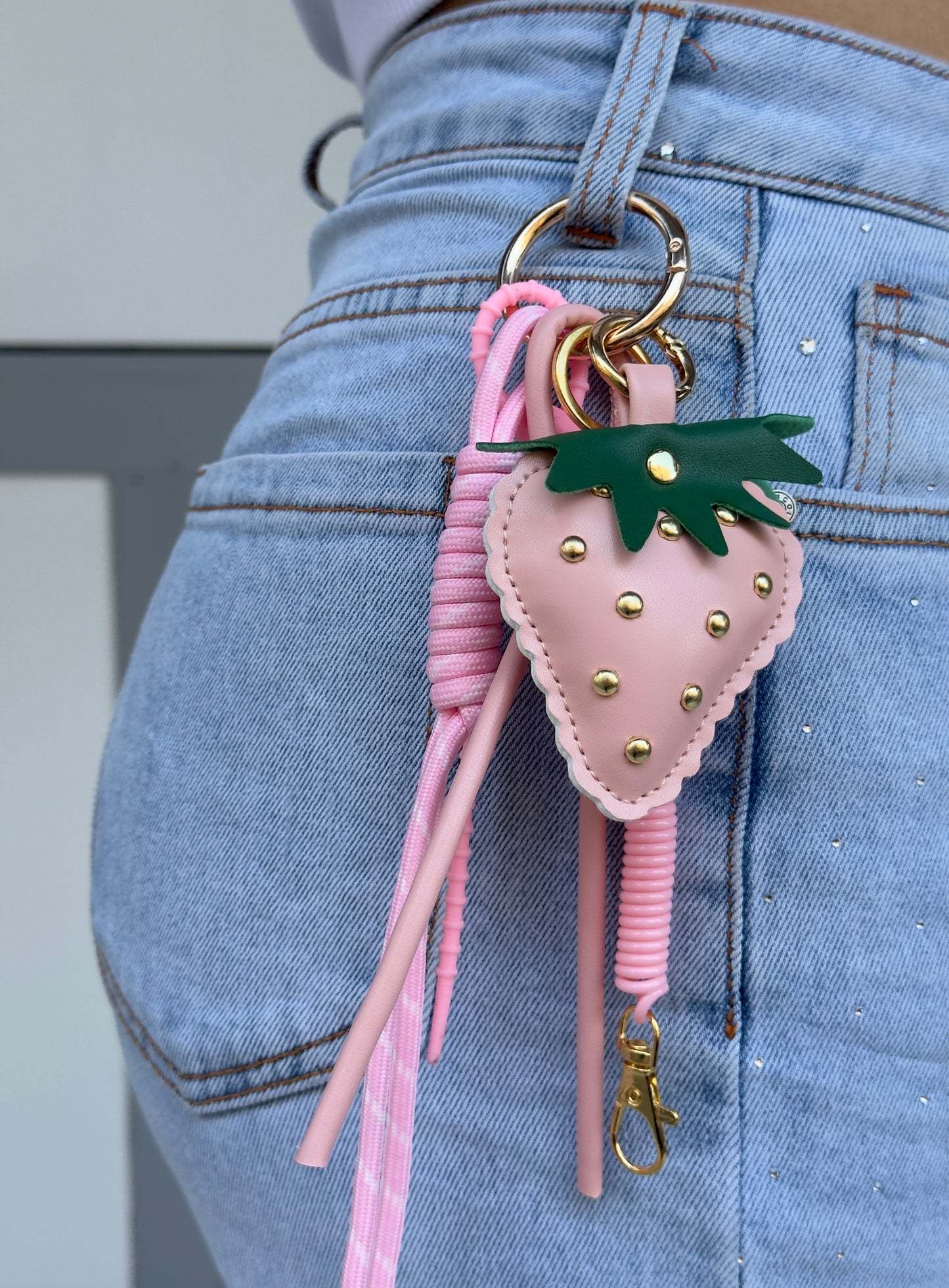 🍓 leather bag charm