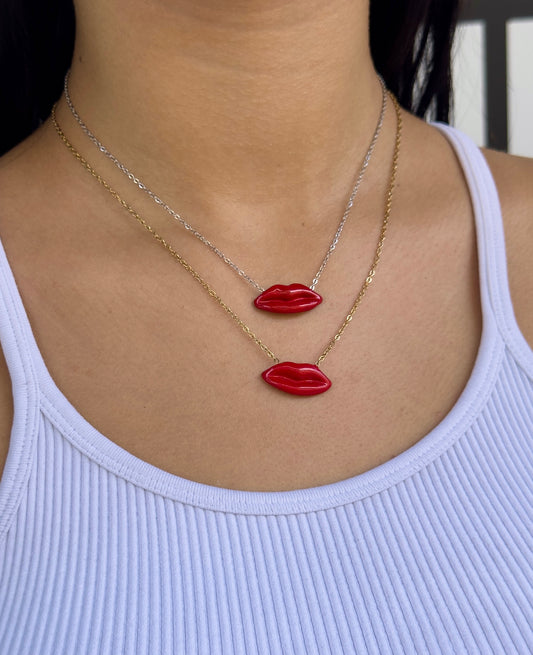Lips necklace
