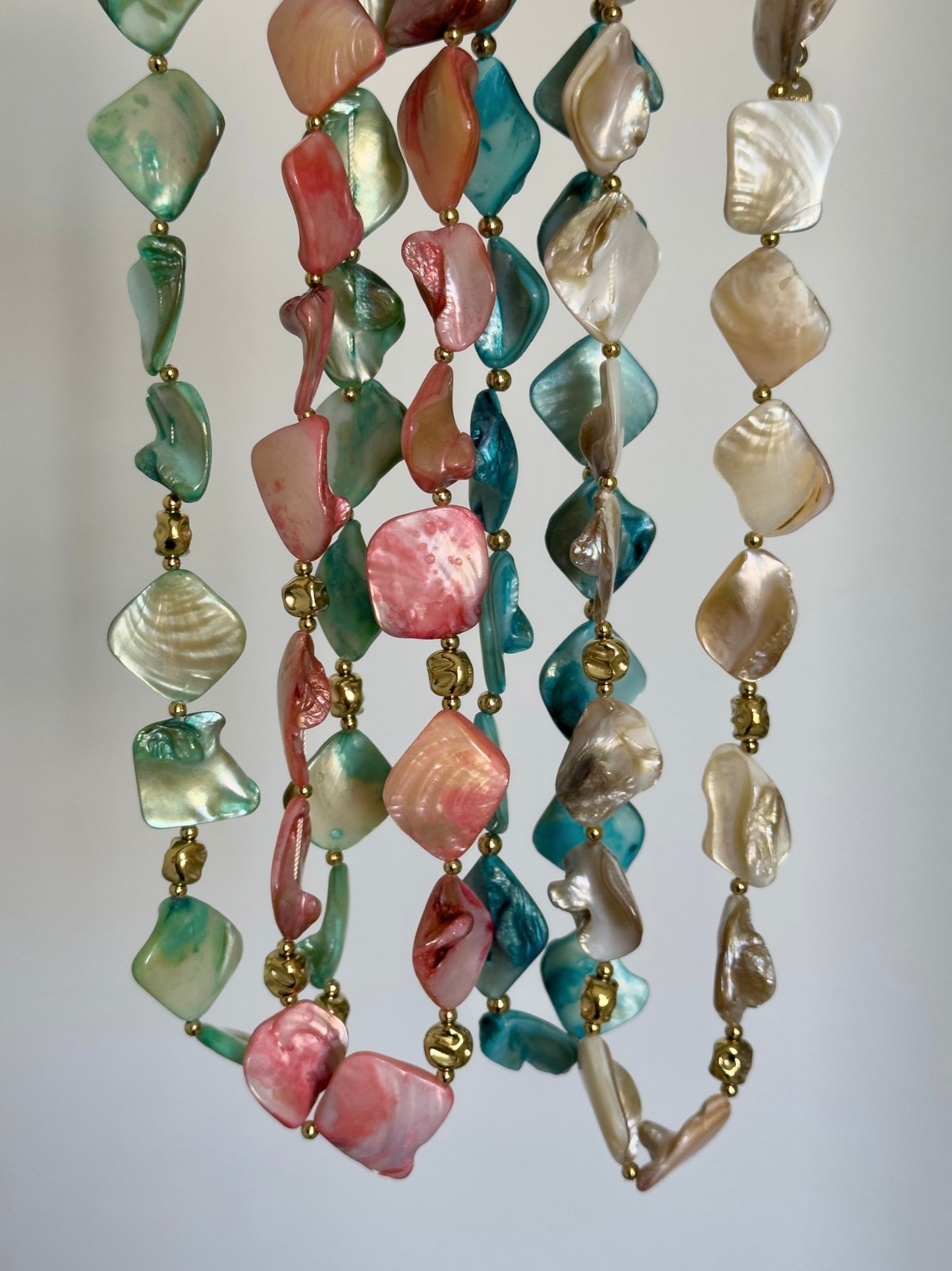 🎨 natural necklaces