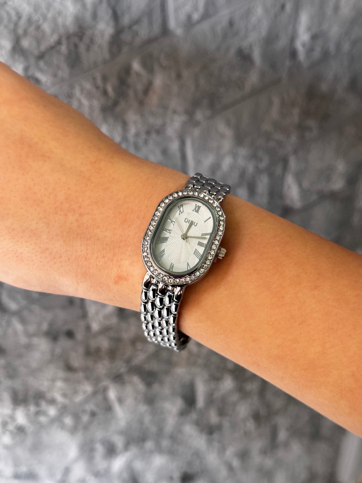 Oval silver
