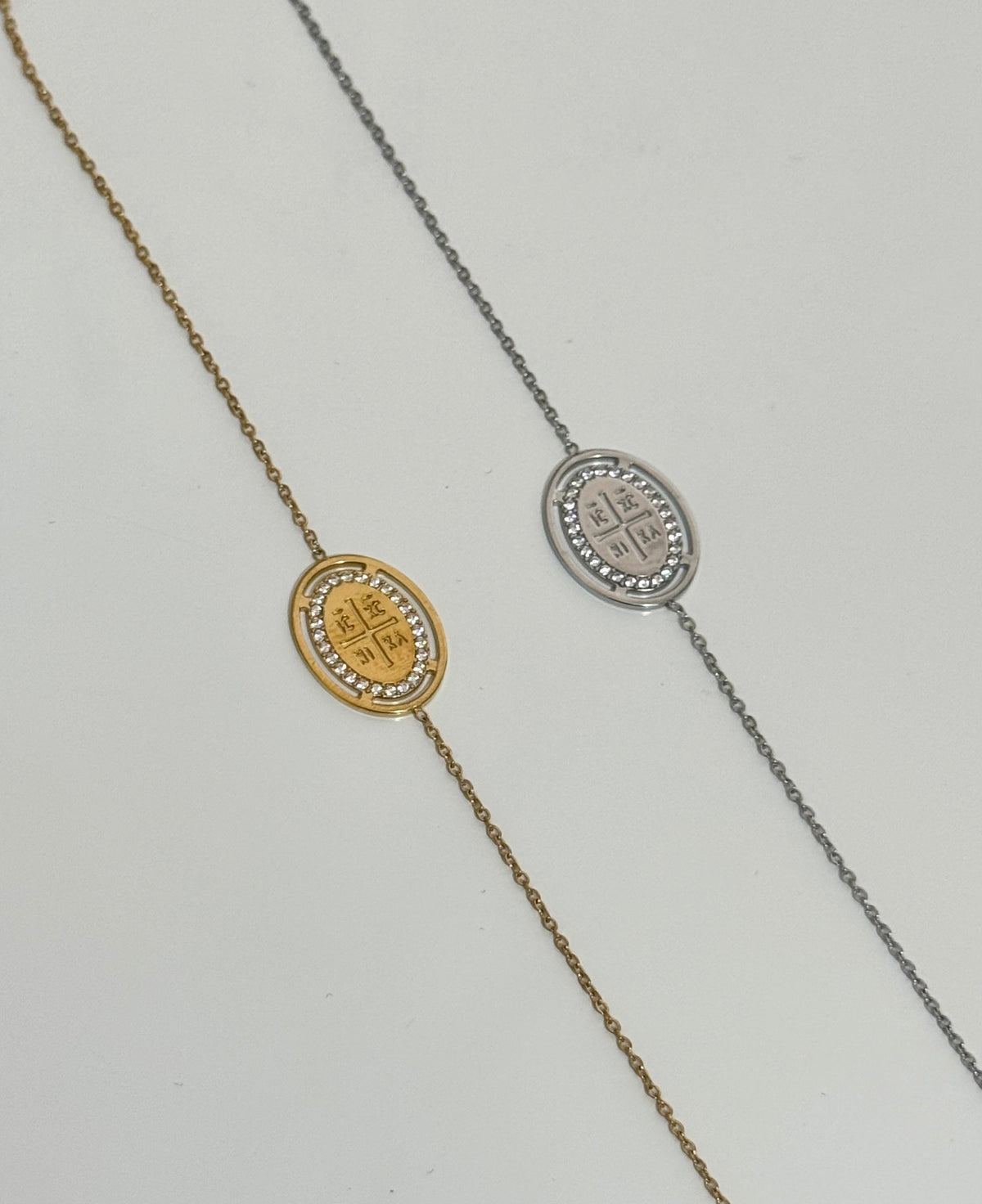 Oval konstantinato