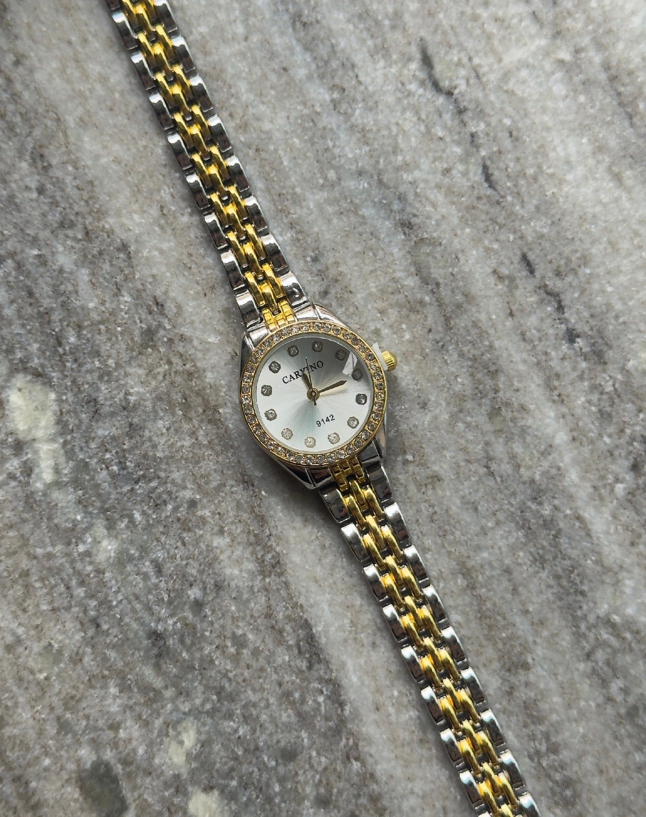 Nelda mixed-white