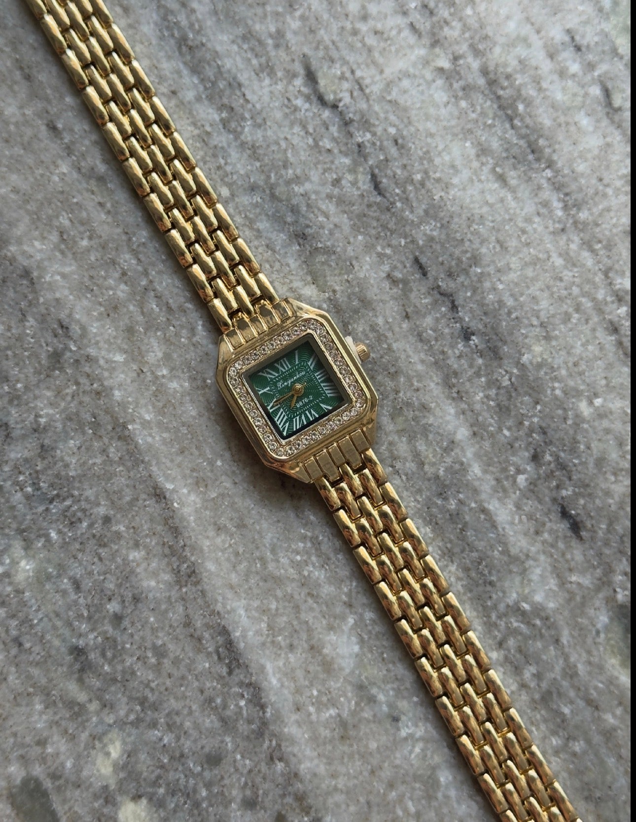Bella gold-emerald