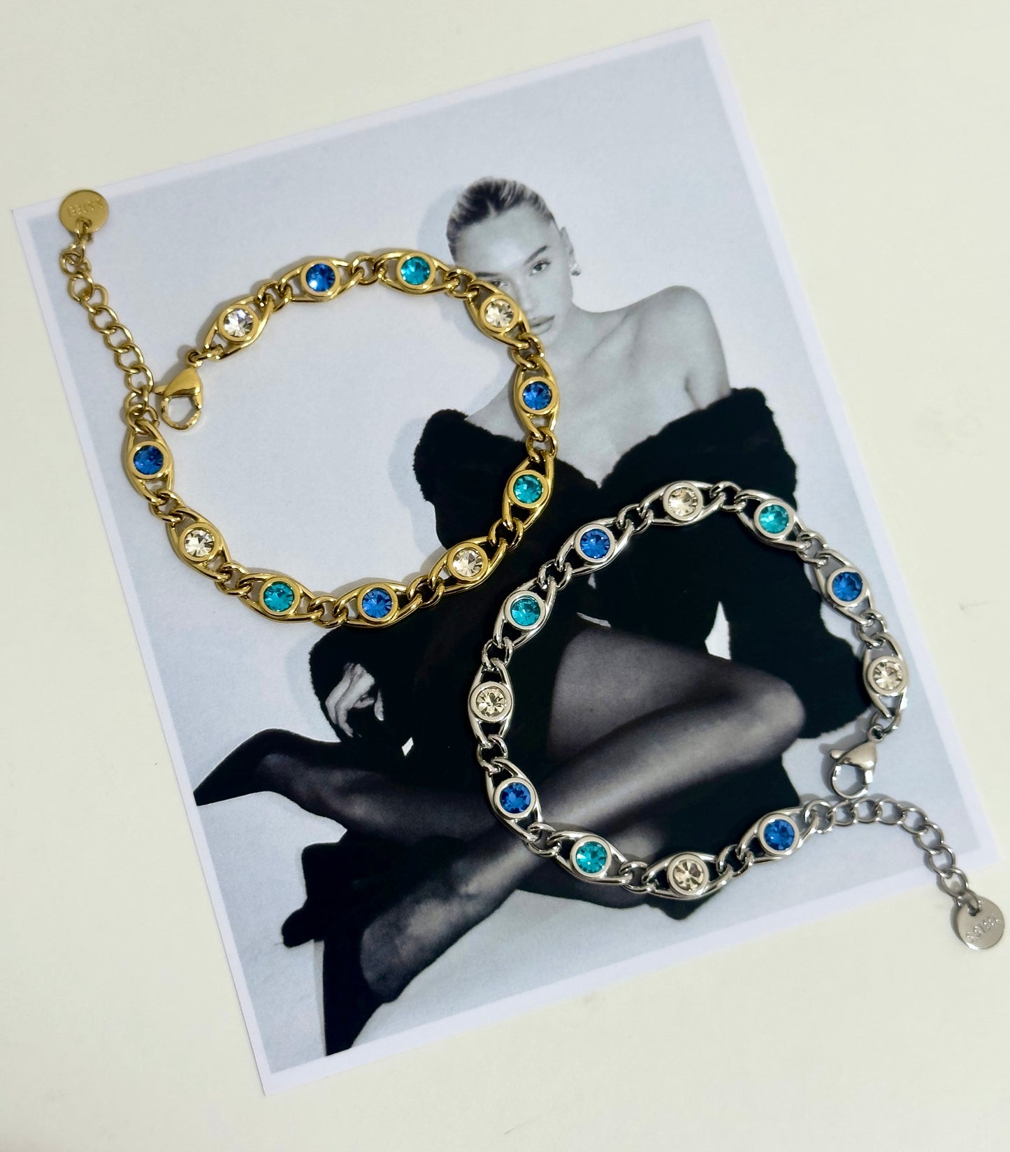 Classy 🔵 riviera bracelet