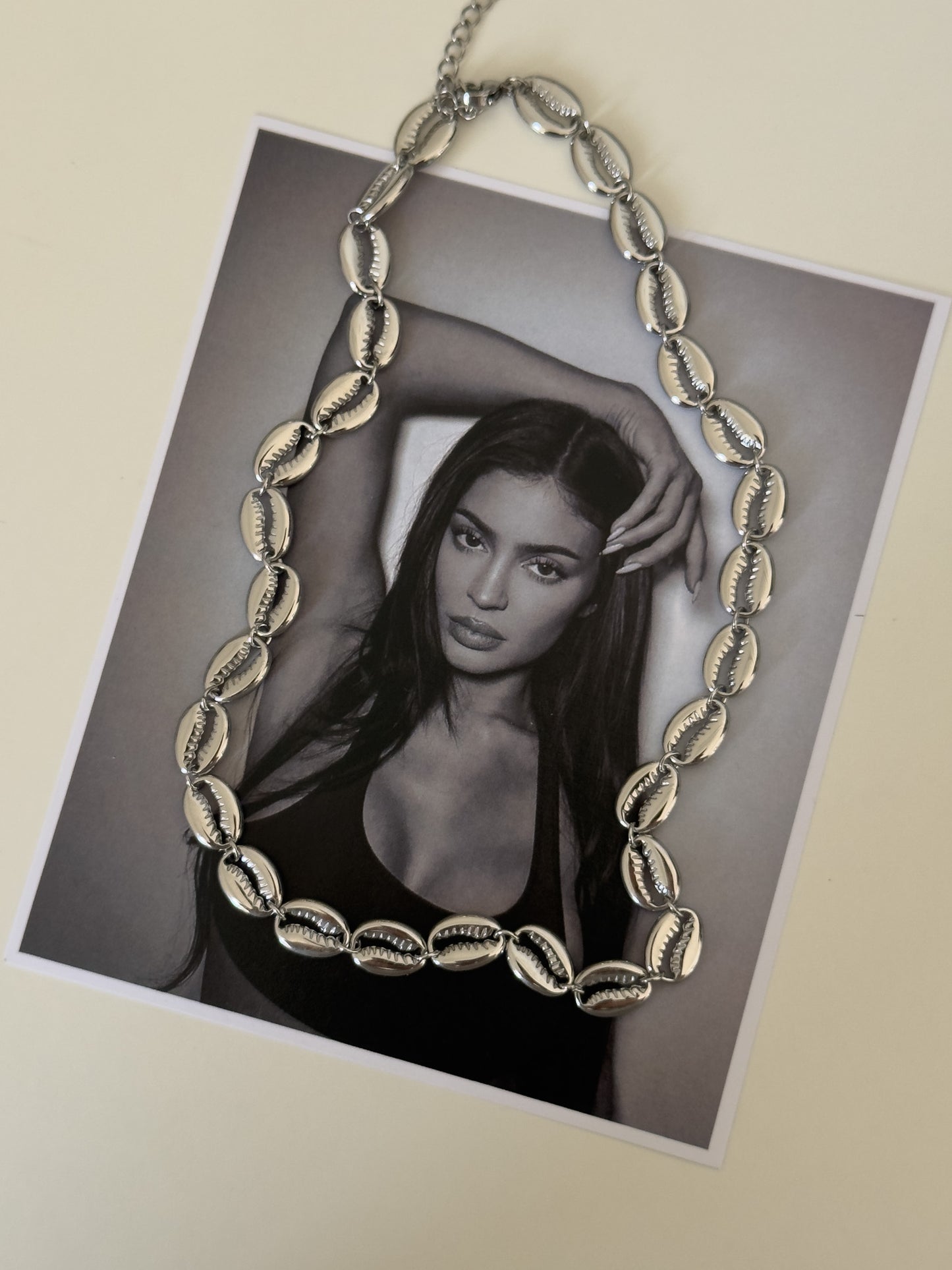 Victoria necklace