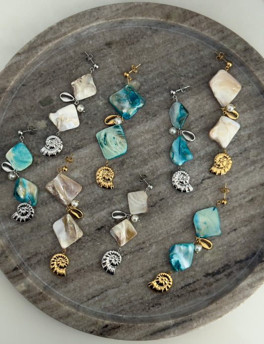 🧜‍♀️ long earrings