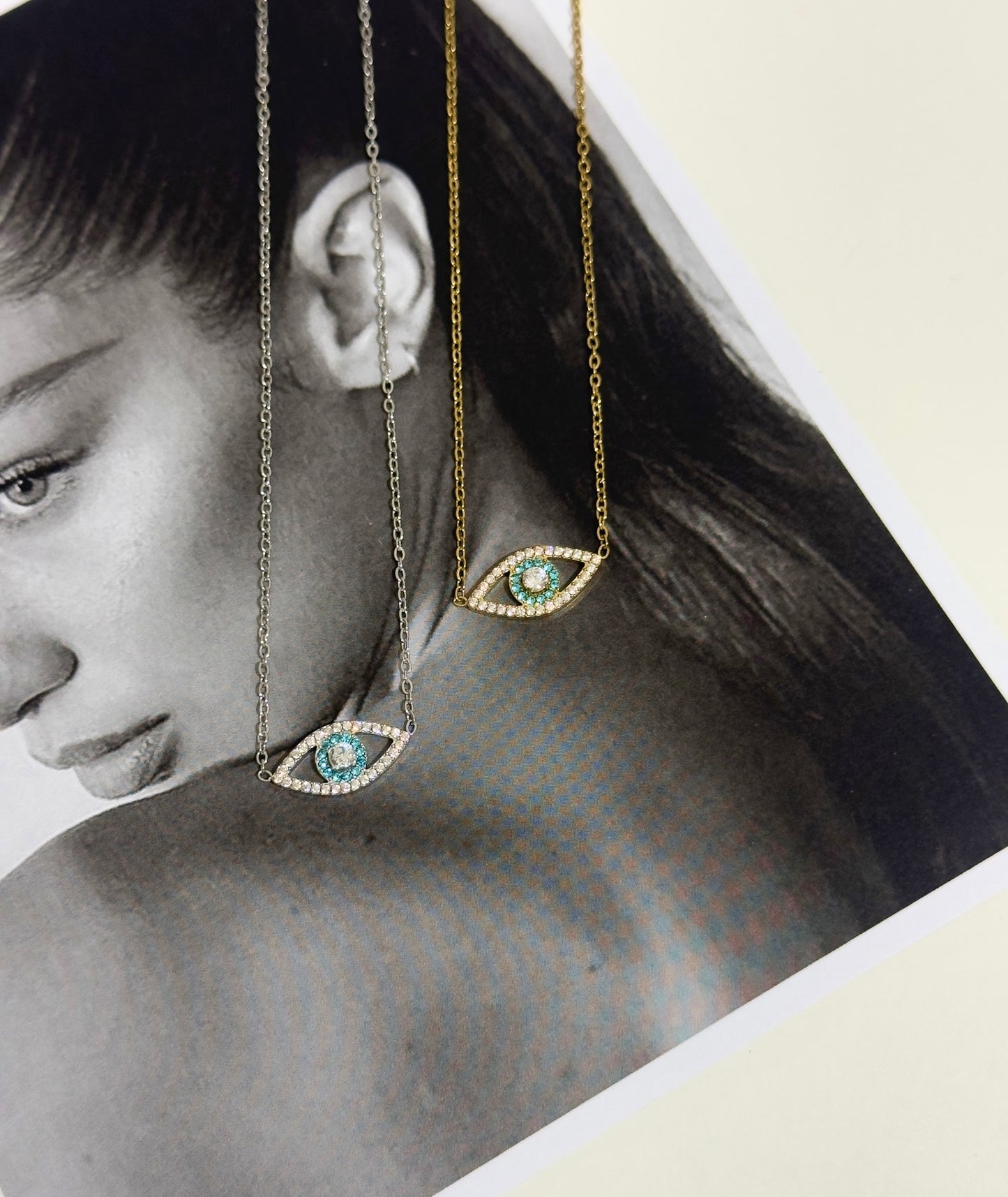 👁️ necklace