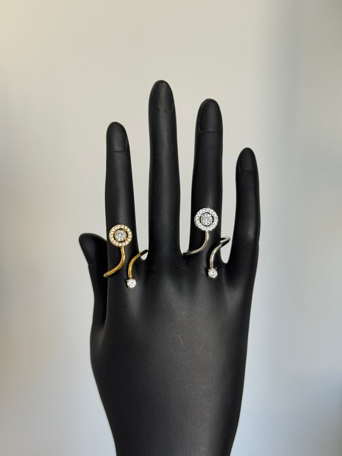 Double trouble ring