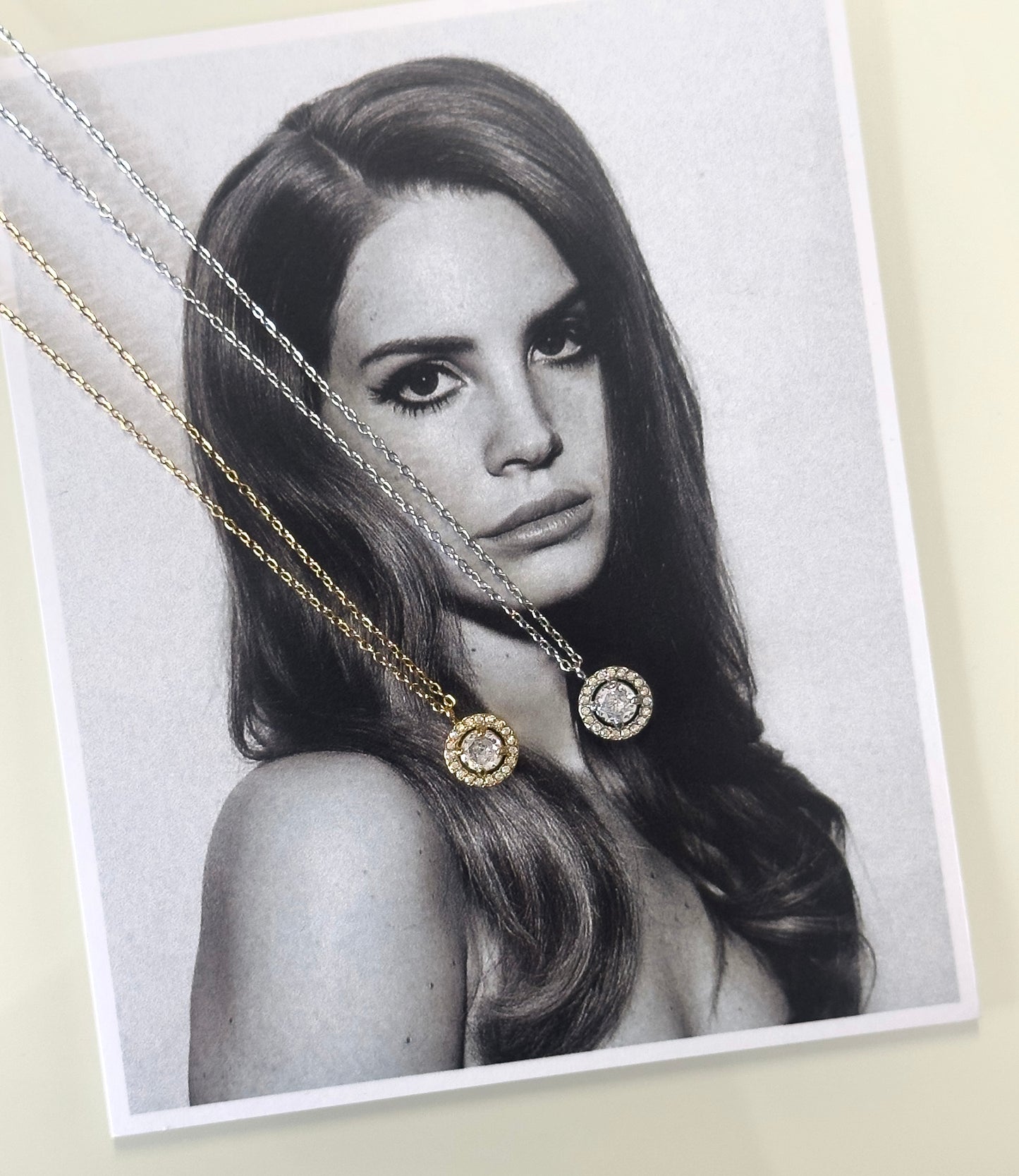 Royal ⚪️ necklace