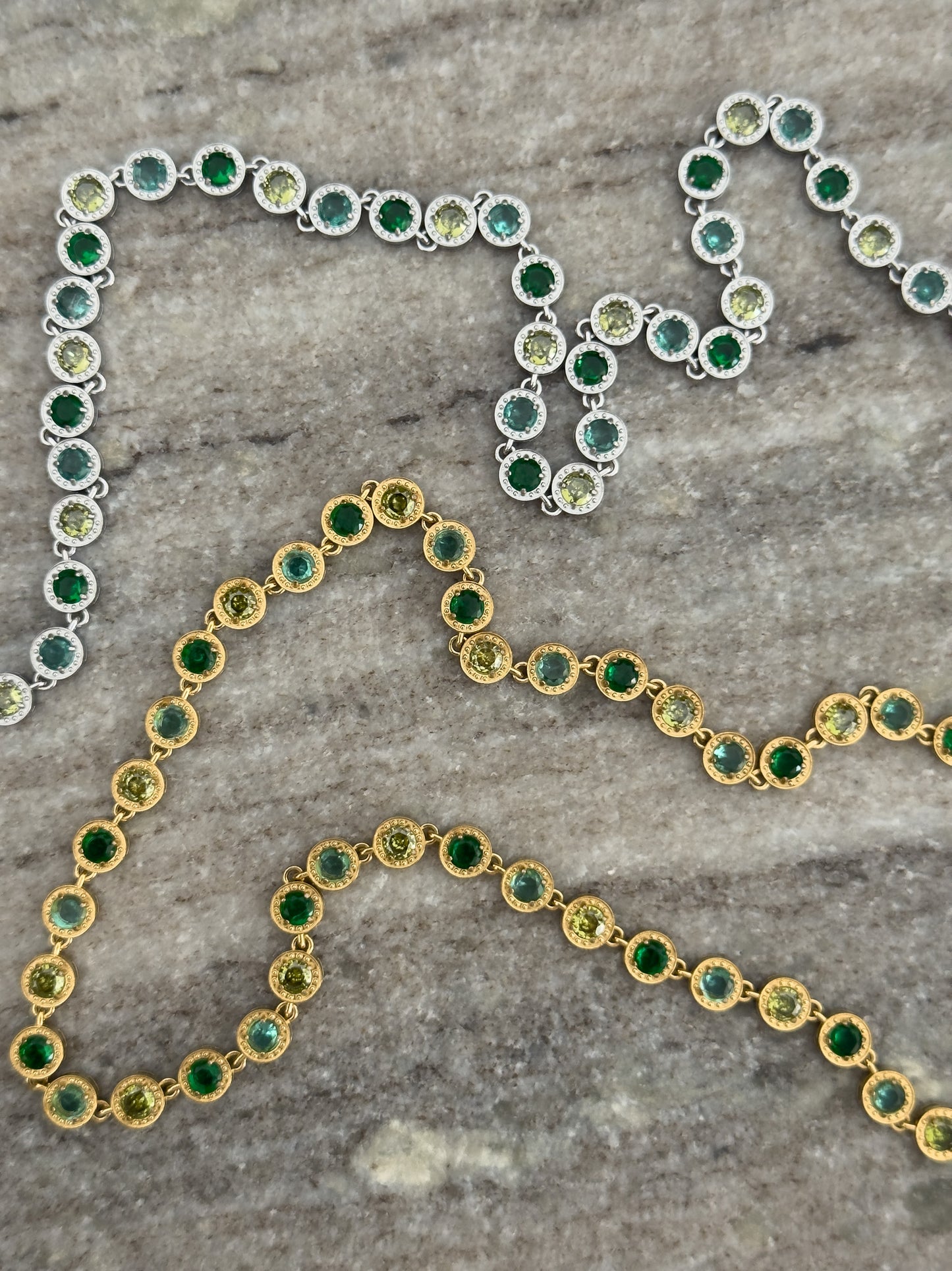 Emerald diamond necklace