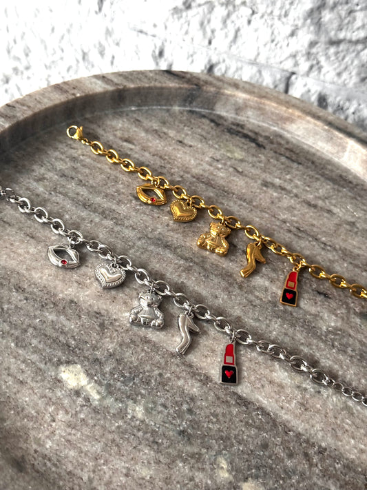 Bear charm bracelet