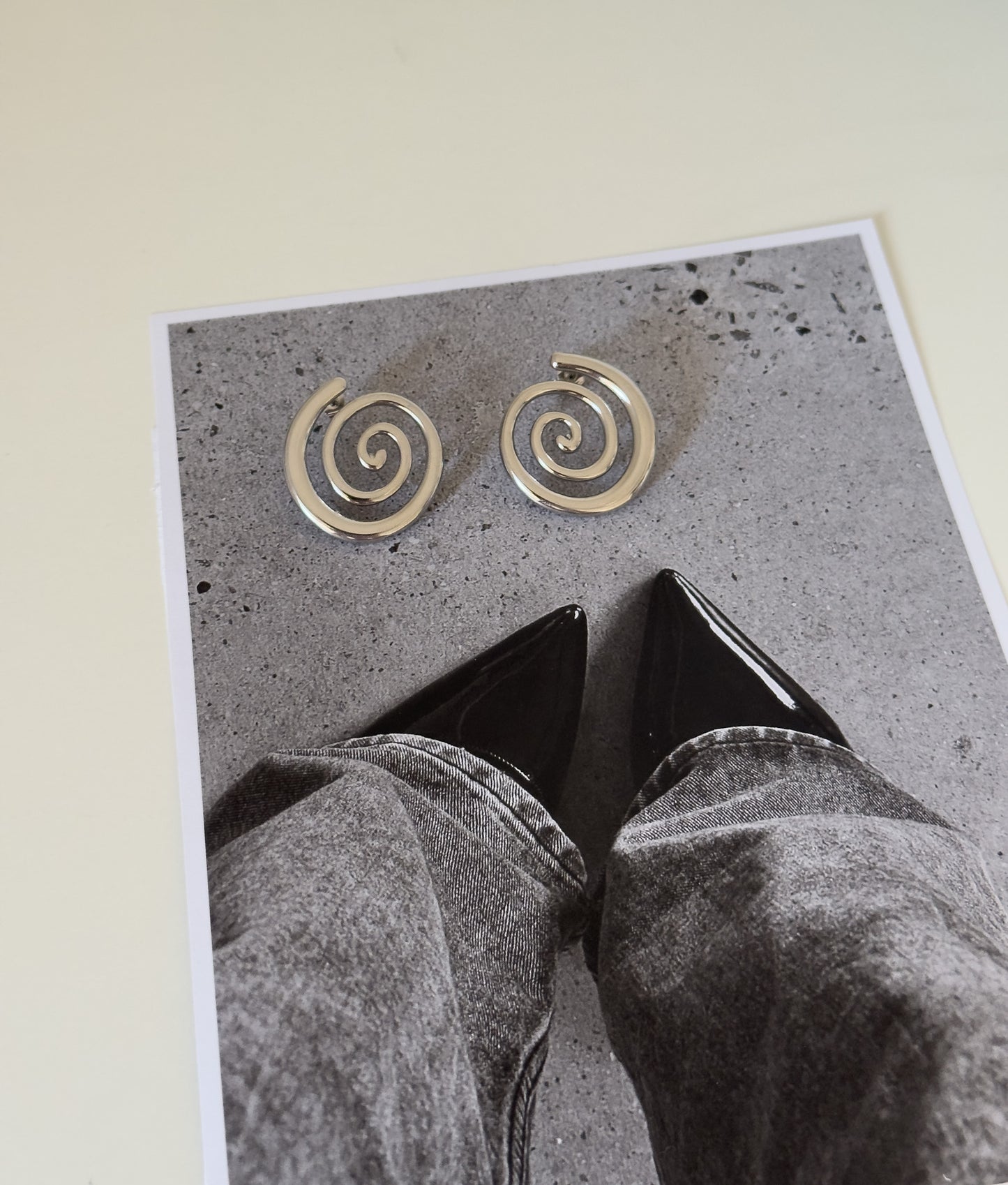 🌀 earrings