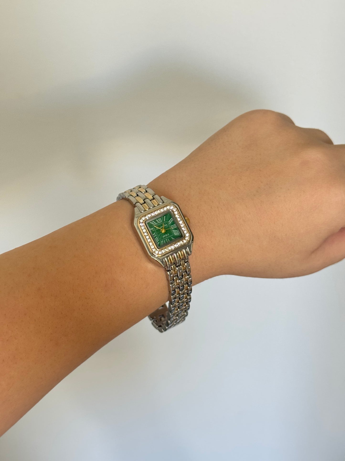 Bella mixed-emerald