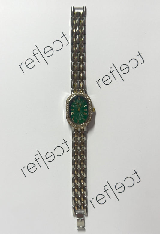 Oval mixed-emerald