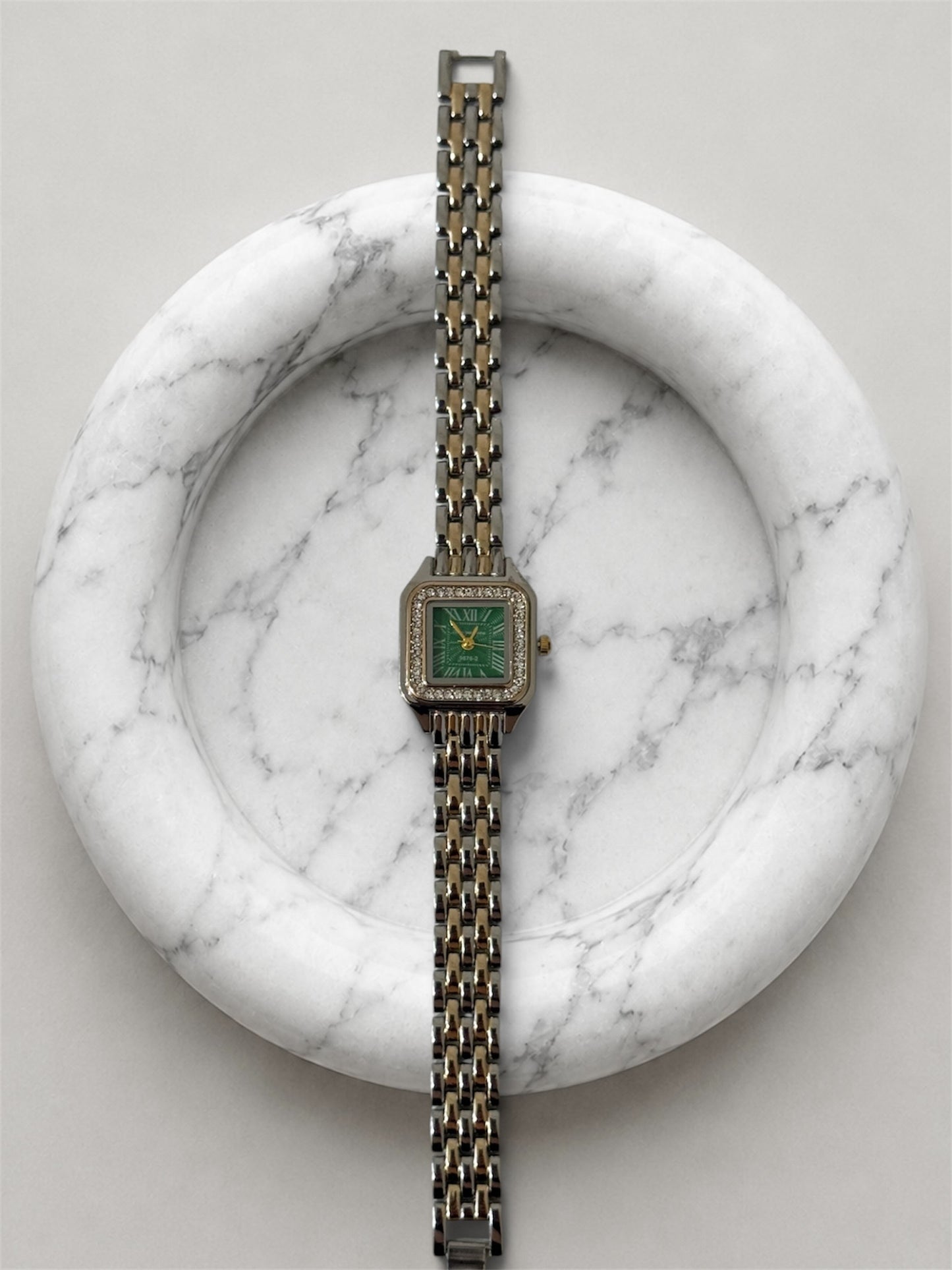 Bella mixed-emerald