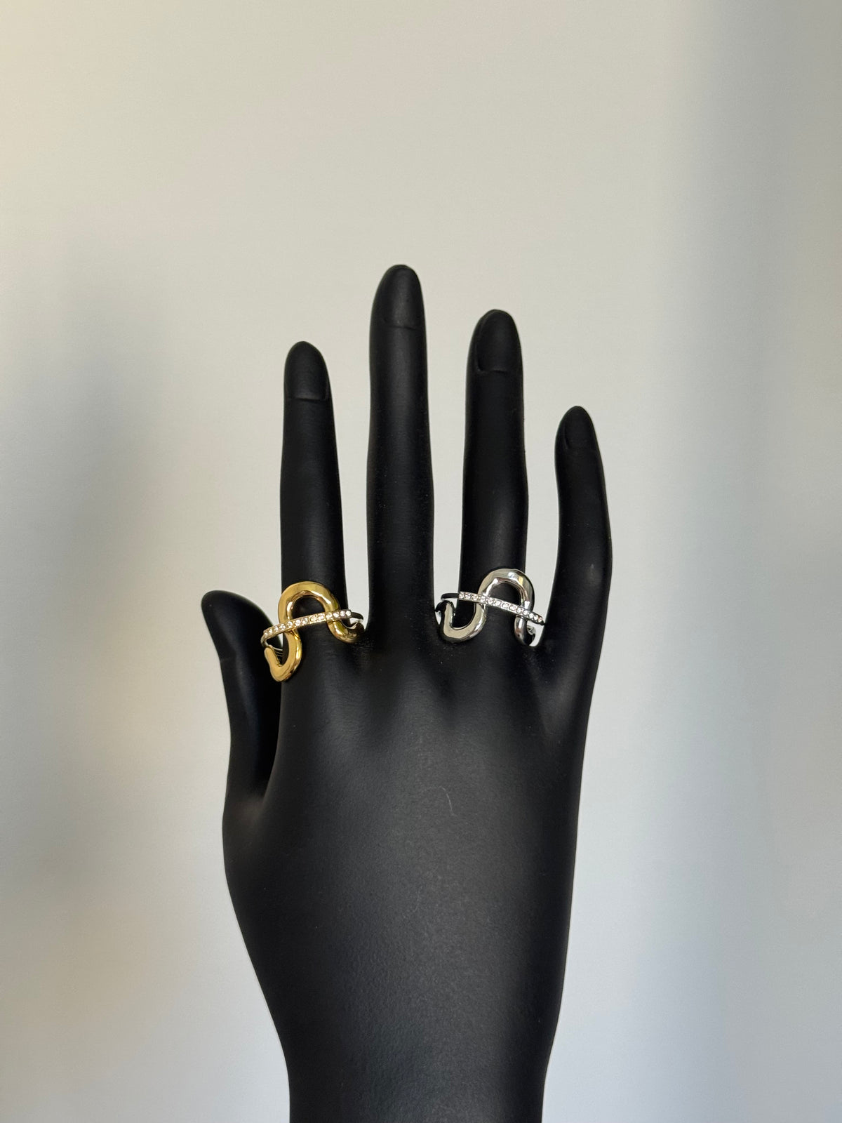 Lilian ring