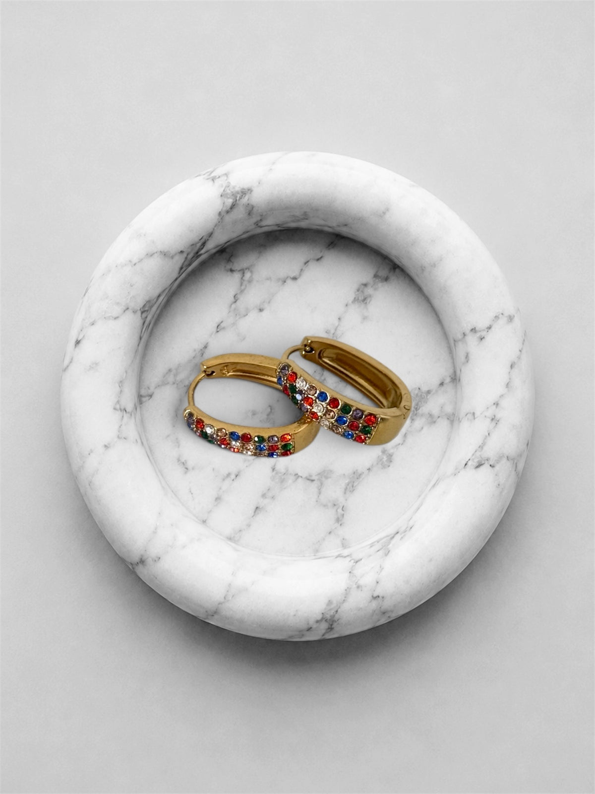 Rainbow hoops